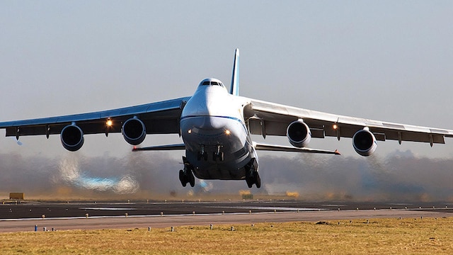 Antonov AN-124