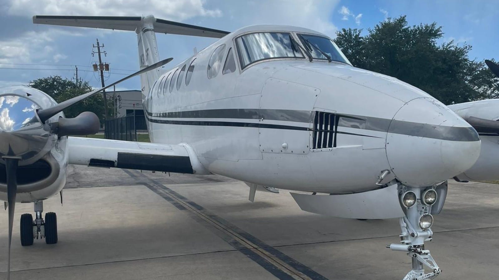 Beechcraft King Air 200 Exterior