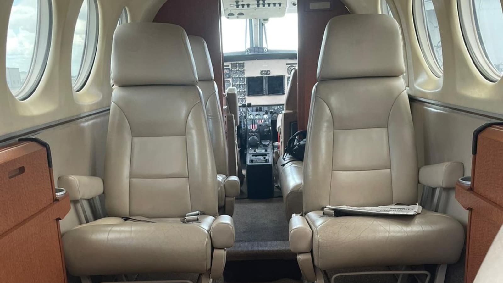Beechcraft King Air 200 Interior