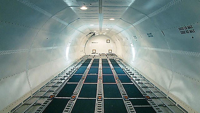 Boeing B737-300F Interior