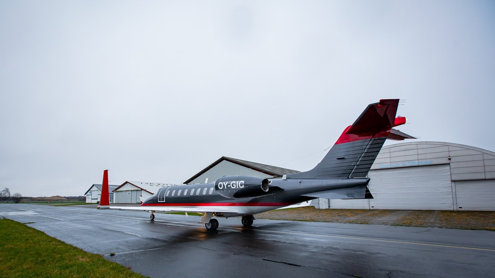 Bombardier Learjet 45 Exterior
