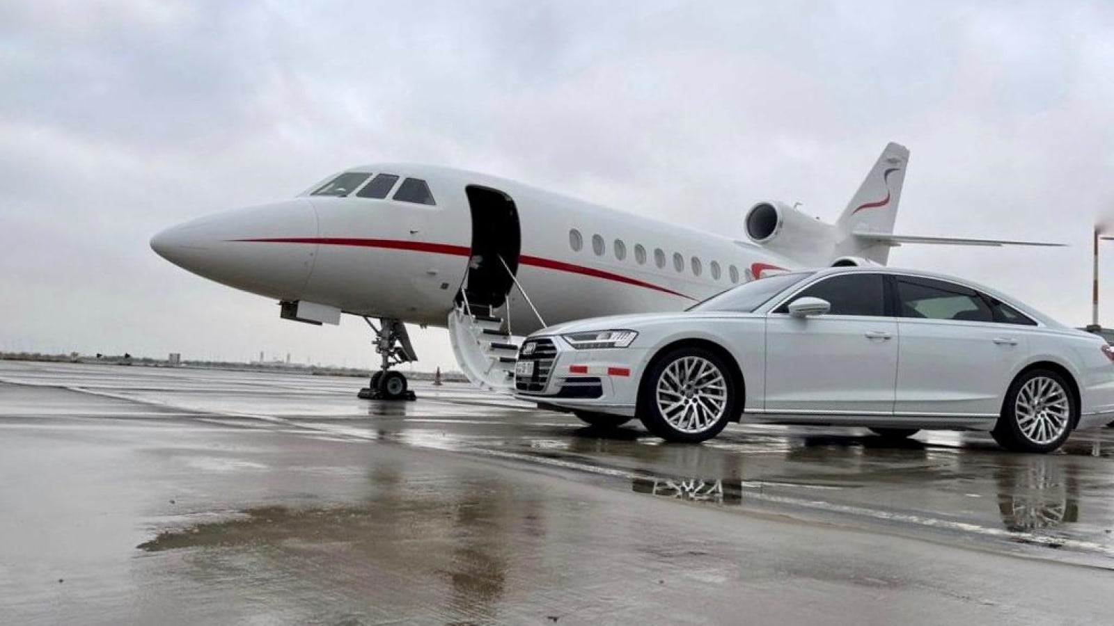 Dassault Falcon 2000S Exterior