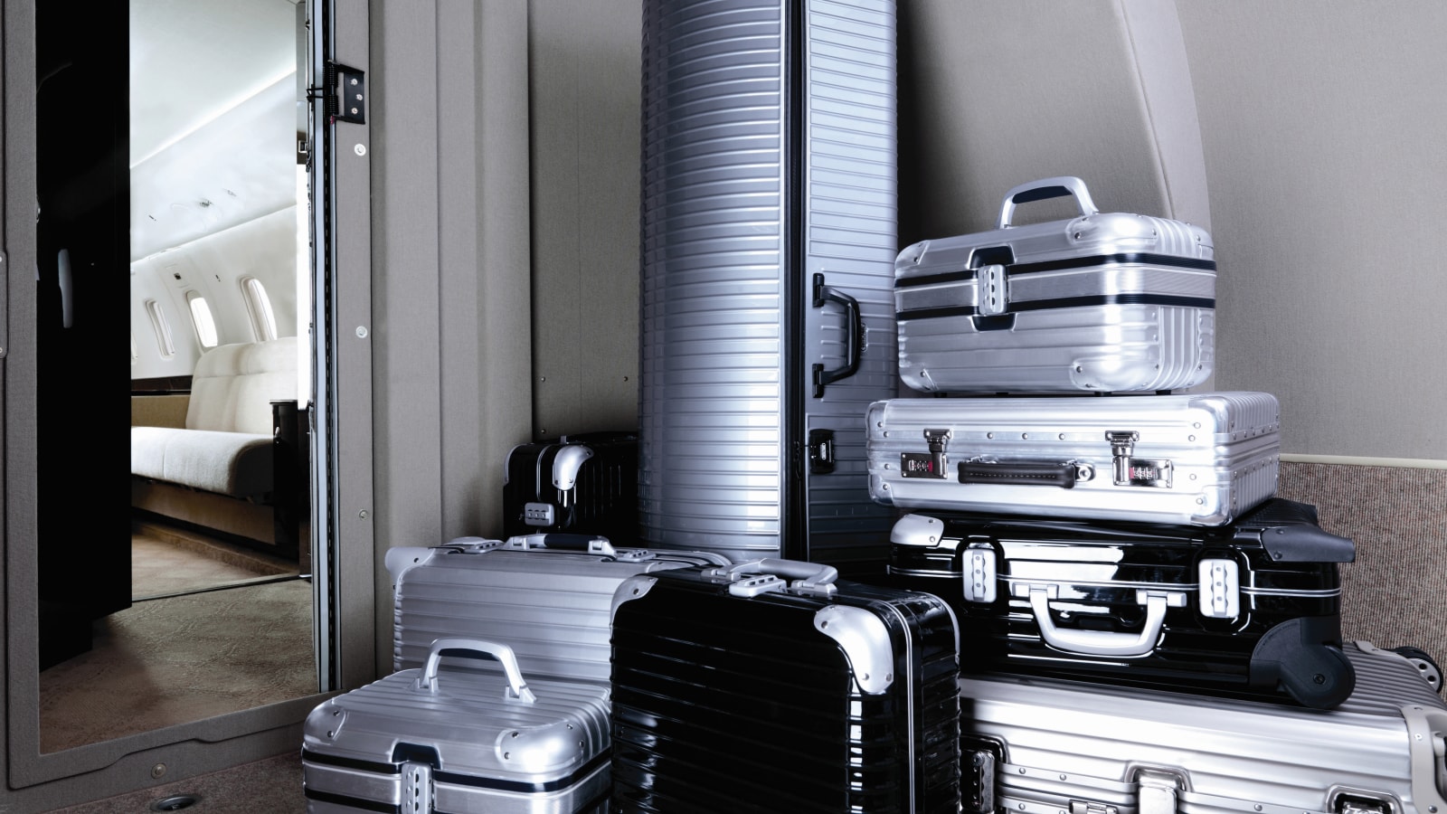 Embraer Legacy 650 Interior