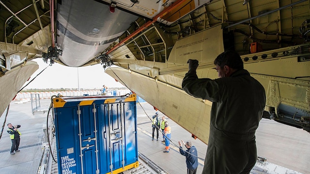 Ilyushin IL-76TF Interior